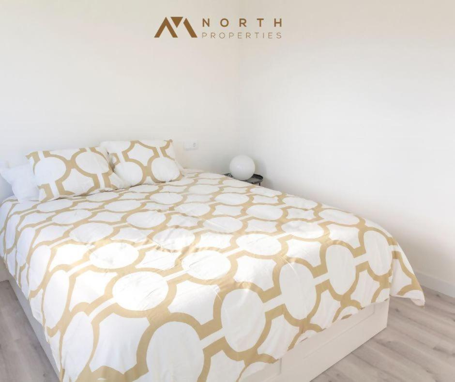 Apartamento Roncudo 3º Planta A Coruna Luaran gambar