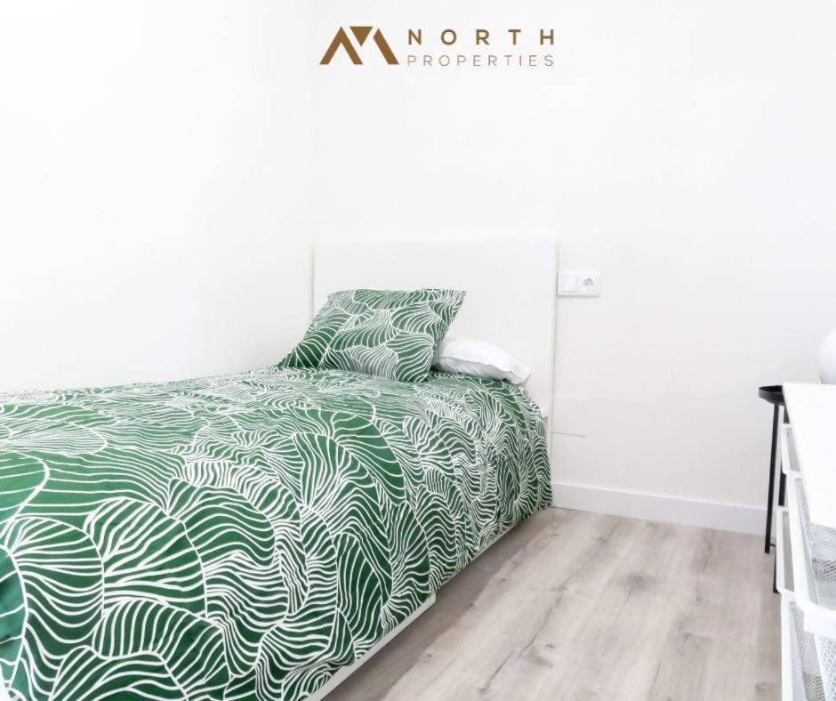 Apartamento Roncudo 3º Planta A Coruna Luaran gambar